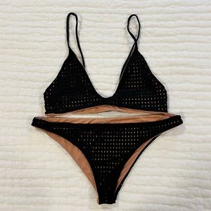 Acacia storm mesh basics top bottom set M